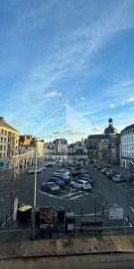 Studio de charme meublé en location au coeur du centre-ville de Dieppe. - Photo 4