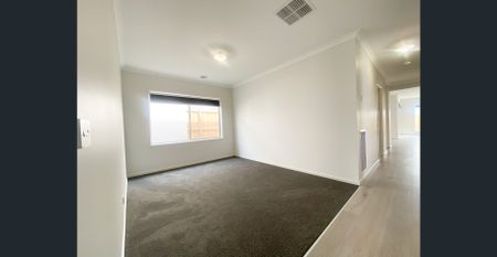 Conveniently situated near Hume Anglican Grammar Donnybrook! - Photo 2