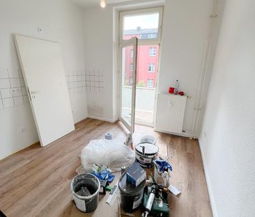 Renovierte 1-Zimmer-Wohnung im 2. OG mit Balkon – nur mit WBS - Photo 1