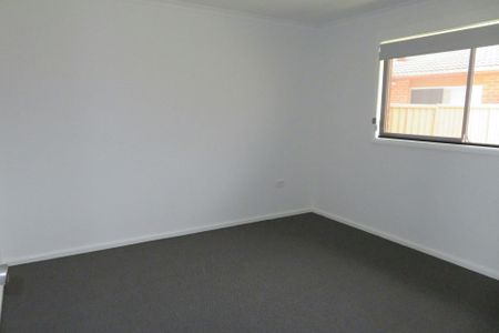 RENOVATED 2 BEDOOM APARTMENT! - Photo 5