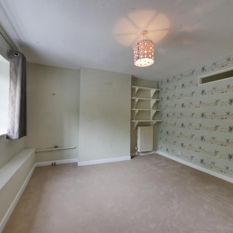 5 bedroom detached house to rent - Photo 1