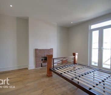 4 bedroom detached house to rent - Photo 4