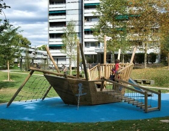 Modern 2-room apartment near the church - Photo 1