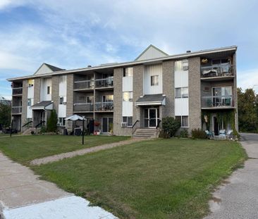 4 1/2 à louer à Ste-Thérèse - Photo 3