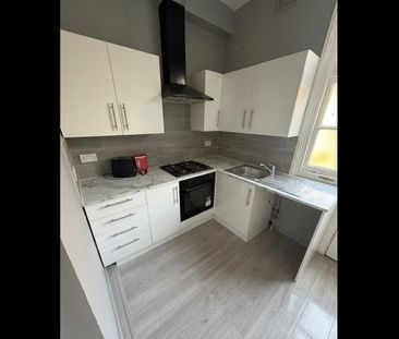 5 Bed Semi-Detached House, Gladstone Avenue, N22 - Photo 5