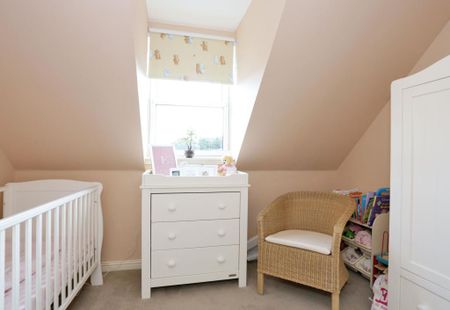 5 bedroom detached house to rent - Photo 4