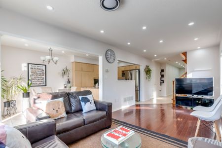 For Lease - 6066 Coxswain Crescent, Mississauga, Ontario - Photo 5