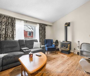 For Lease - 7 Camberley Crescent, Brampton, Ontario - Photo 2