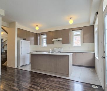 For Lease - 8 Larry Grove Way, Markham, Ontario - Photo 5