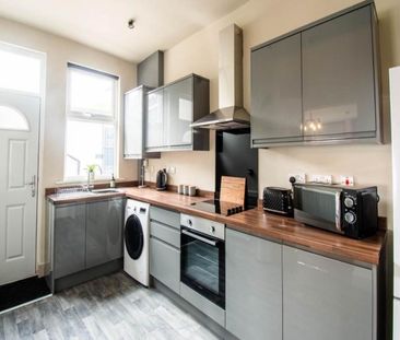 Dewsbury Road (room 4), Beeston, Leeds - Photo 2