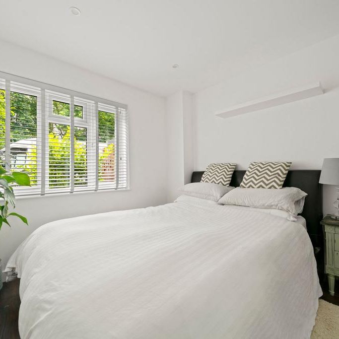 2 bedroom maisonette to rent - Photo 1