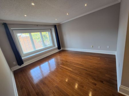 For Lease - 322 Clinton Street Unit# MainHse, Toronto, Ontario - Photo 3