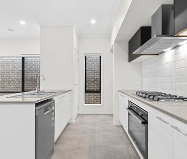 Brand New Family Home - Photo 1