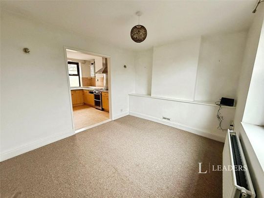2 bedroom house to rent - Photo 1
