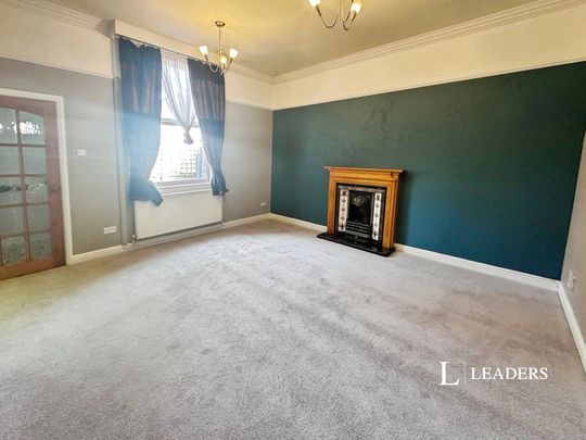 2 bedroom house to rent Rogerstone Avenue, Stoke-on-Trent, Staffordshire, ST4 - Photo 1