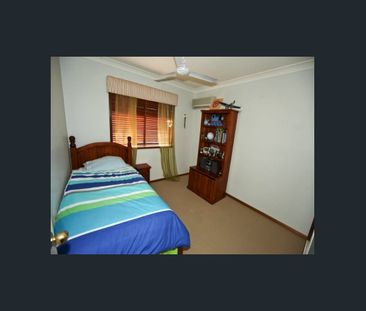 Beautiful Home with the BEST Entertaining area & pool! - Photo 5