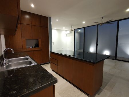TOWNHOUSE de 2 recámaras, equipado con alberca, en privada. - Foto 5