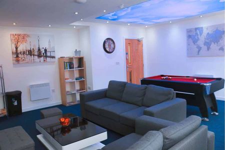 One Bedroom Flat - Photo 4