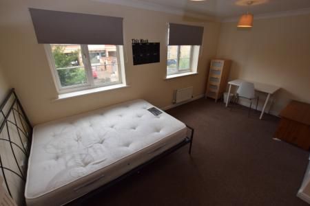 West Cotton Close, Far Cotton, Northampton, NN4 - Photo 4