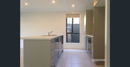 Spacious Family Home - Photo 2