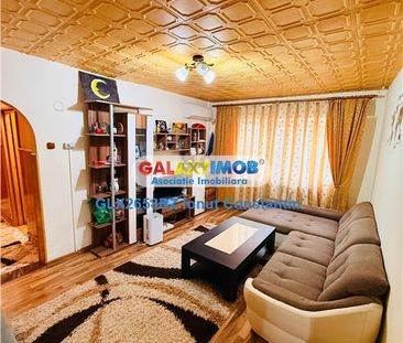 Apartament 3 camere de inchiriat - Zona Mall / Micro 3 - Fotografie 1