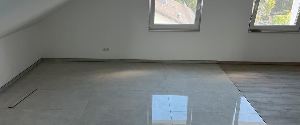 3 Zimmer- DG Wohnung im Erstbezug im Röttererberg KFW 55 Standard - Foto 1