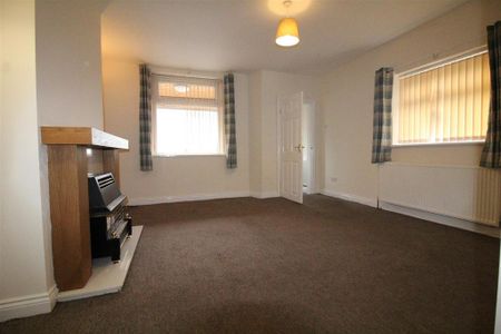 2 bedroom cottage to rent - Photo 2