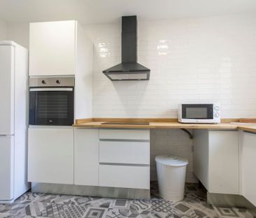 Cozy room in Actor Llorens Street - Photo 4