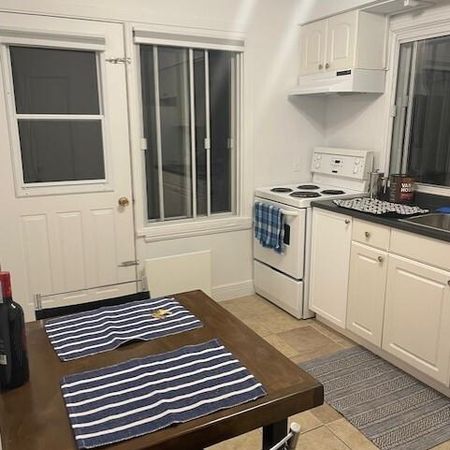 3 1/2 - Montréal (Anjou) - 1 500 $/mois - Photo 4