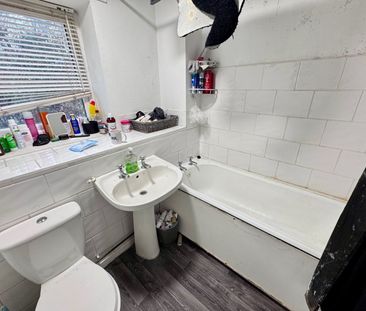 Room 2, Hodgkin Close, Clifton, NG11, Nottingham - Photo 3