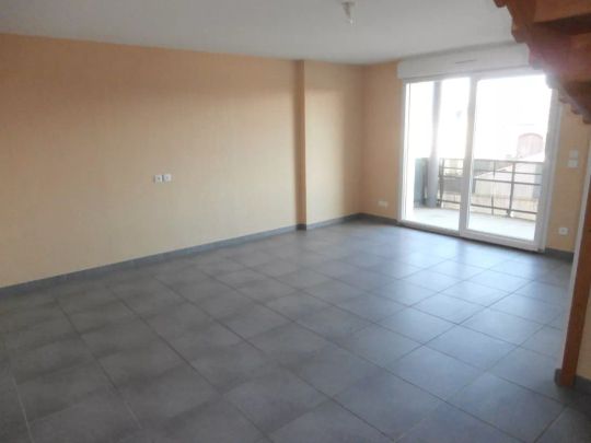 Location appartement T5 108.00m² à Prunay (51360) - Photo 1