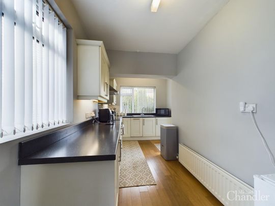 19 Ballynahinch Road, Carryduff, Belfast, BT8 8DN - Photo 1