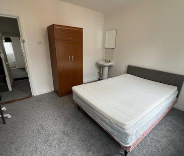 157 Donegall Road, Room 3, All Bills Included, Belfast, BT12 5NA - Photo 5
