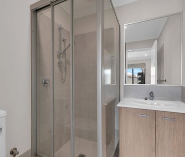 Three Bedroom Home Available for Lease in Baldivis - Photo 3