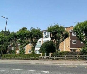 2 bedroom ground floor flat to rent - Photo 2