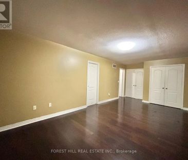 38 CRYSTALVIEW CRESCENT - Photo 2