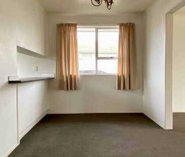 Ideal, Affordable home - Photo 1