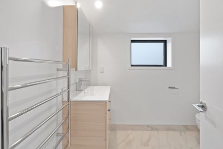8/200 Worcester Street - Photo 2