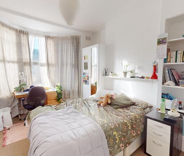 5 bedroom terraced house to rent - Photo 5