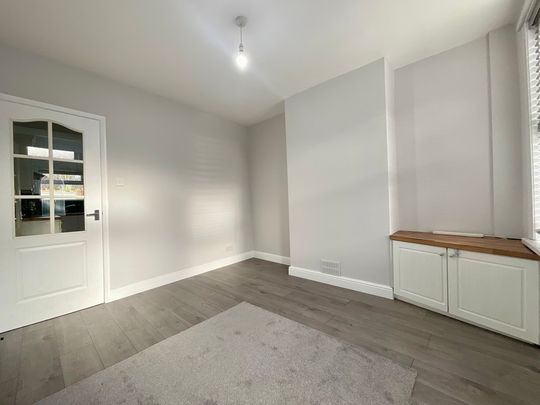 2 bedroom Mid Terraced House to let - Photo 1