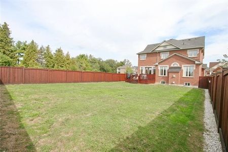 For Lease - 54 Lake Forest Drive, Richmond Hill, Ontario - Photo 5