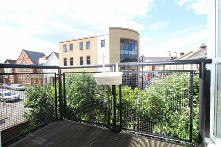 Merton Road, SW19, London - Photo 4