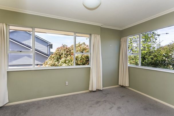 Student Property – close to UC – 6 Bedrooms and 2 bathrooms. - Photo 1