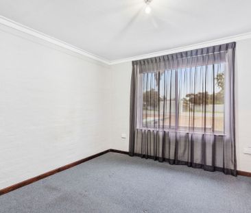 11 Burley Street, Mandurah. - Photo 3