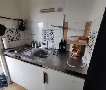 Location Appartement 1 pièce 24m² POITIERS 86000 - Photo 1