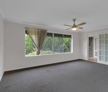 Three Bedroom Family Home in Hillman - Photo 2