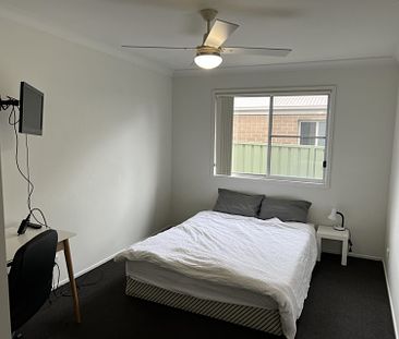 Room 8 / 50 Allowah Street, Waratah West NSW 2298 - Photo 5