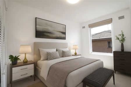 Spacious Top Floor Unit- Walk to Beach and Shops - Photo 3