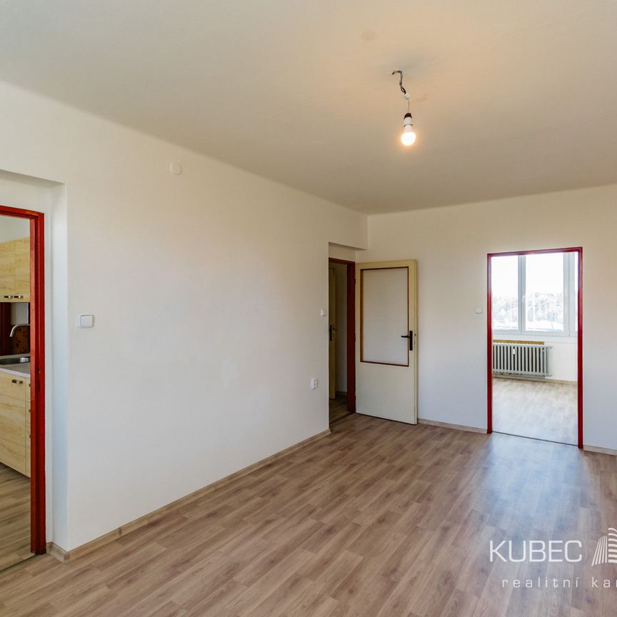 Pronájem bytu 3+1 69 m², Svépomoc 660, Sezimovo Ústí - Photo 1