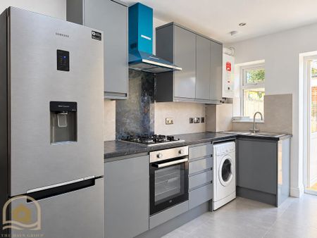 1 bedroom in a house share to rent - Photo 3
